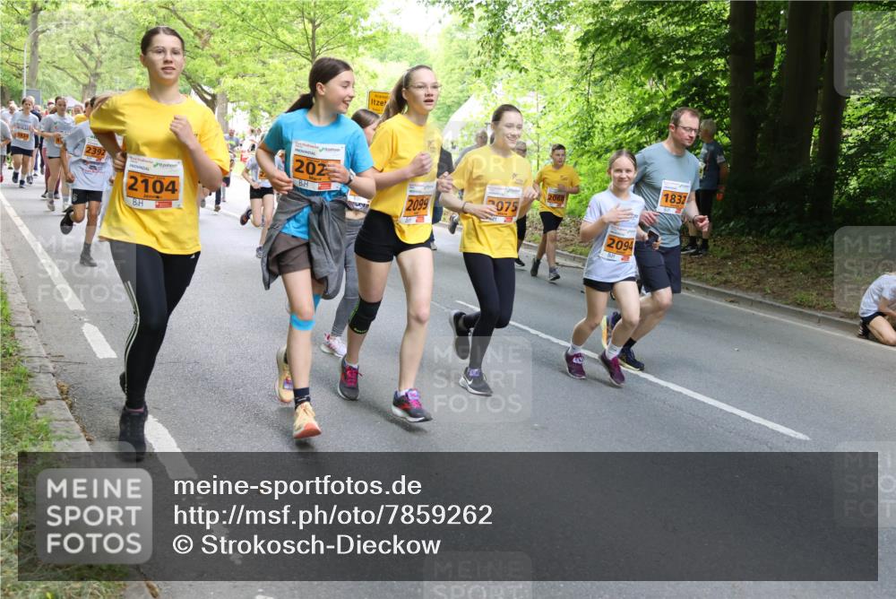 17.05.2025 - Störlauf Strokosch-Dieckow http://msf.ph/oto/7859262 17.05.2025 15:01:31 Laufen 1834, 2392, 2104, 202, 2099, 075, 2068, 2094, 1832 meine-sportfotos.de
