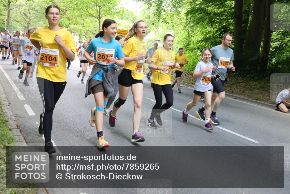 17.05.2025 - Störlauf Strokosch-Dieckow http://msf.ph/oto/7859265 17.05.2025 15:01:31 Laufen 1834, 2392, 2104, 202, 2094, 1832 meine-sportfotos.de
