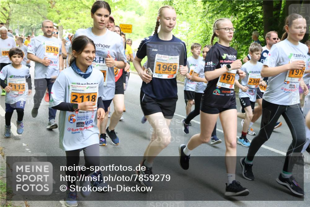17.05.2025 - Störlauf Strokosch-Dieckow http://msf.ph/oto/7859279 17.05.2025 15:01:37 Laufen 2114, 199, 113, 2025, 1969, 2025, 2118, 20, 1976, 1971, 2366 meine-sportfotos.de
