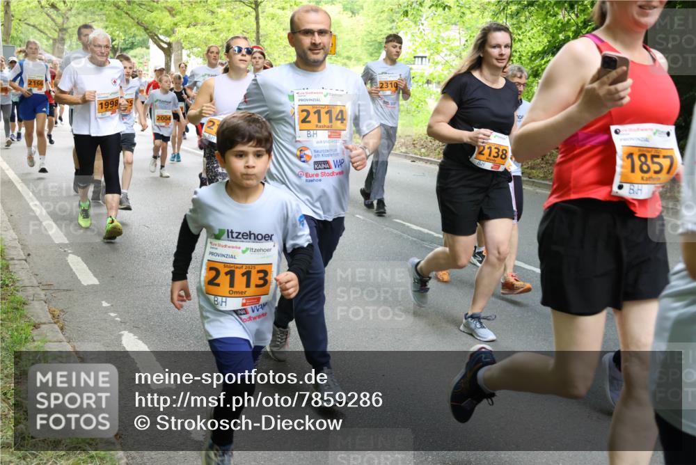 17.05.2025 - Störlauf Strokosch-Dieckow http://msf.ph/oto/7859286 17.05.2025 15:01:38 Laufen 2166, 1998, 2004, 2114, 2310, 2138, 1857, 2025, 2113 meine-sportfotos.de