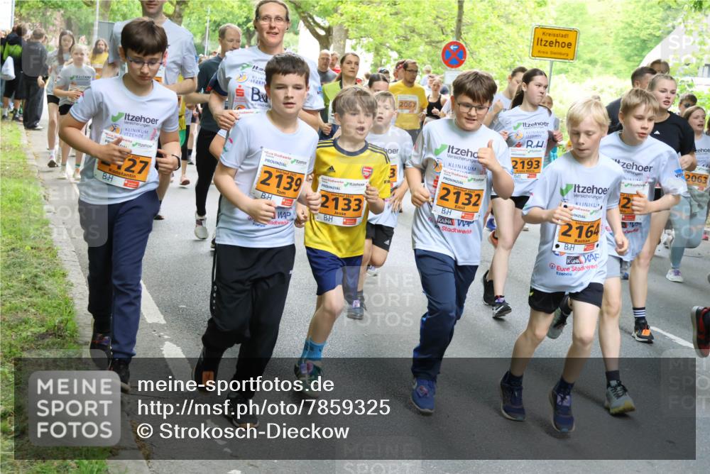17.05.2025 - Störlauf Strokosch-Dieckow http://msf.ph/oto/7859325 17.05.2025 15:01:50 Laufen 27, 2025, 2139, 2133, 2067, 2025, 2132, 2193, 2025, 2164, 2063 meine-sportfotos.de