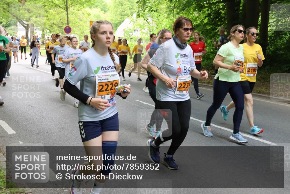 17.05.2025 - Störlauf Strokosch-Dieckow http://msf.ph/oto/7859352 17.05.2025 15:02:04 Laufen 2025, 2229, 2231, 2317, 2100, 2 meine-sportfotos.de