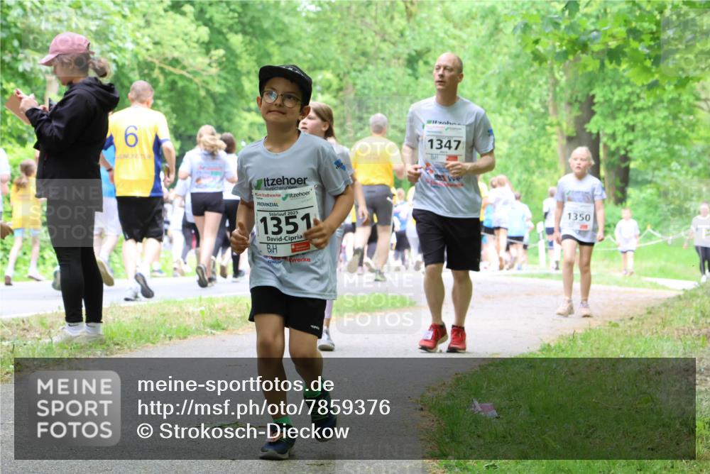 17.05.2025 - Störlauf Strokosch-Dieckow http://msf.ph/oto/7859376 17.05.2025 15:02:28 Laufen 6, 2025, 1351, 1347, 1350 meine-sportfotos.de