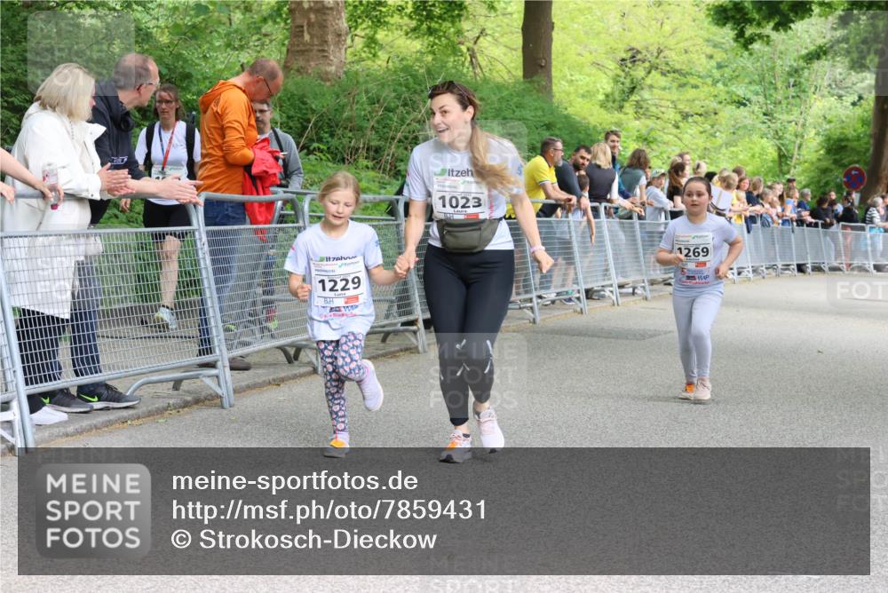 17.05.2025 - Störlauf Strokosch-Dieckow http://msf.ph/oto/7859431 17.05.2025 15:07:54 Laufen 1229, 1023, 1269 meine-sportfotos.de