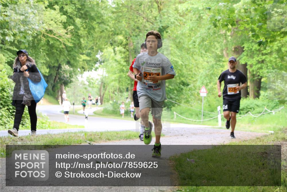17.05.2025 - Störlauf Strokosch-Dieckow http://msf.ph/oto/7859625 17.05.2025 15:21:07 Laufen 2252 meine-sportfotos.de