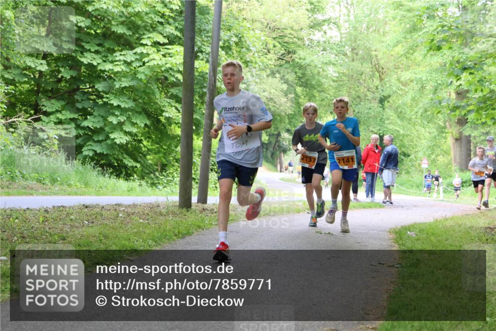 17.05.2025 - Störlauf Strokosch-Dieckow http://msf.ph/oto/7859771 17.05.2025 15:22:29 Laufen 2137, 2141 meine-sportfotos.de