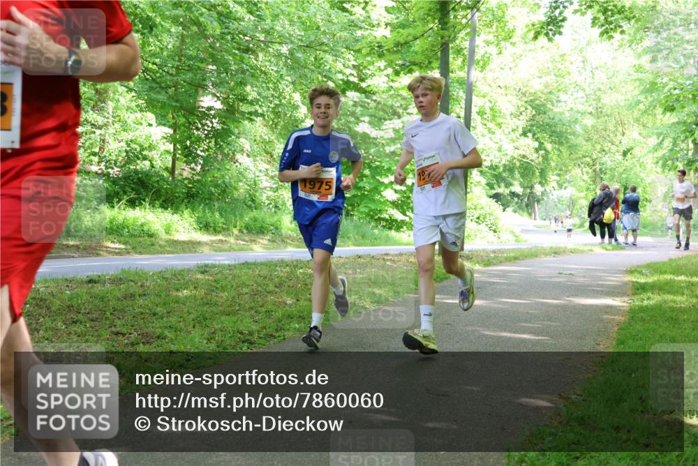 17.05.2025 - Störlauf Strokosch-Dieckow http://msf.ph/oto/7860060 17.05.2025 15:23:51 Laufen 1975 meine-sportfotos.de
