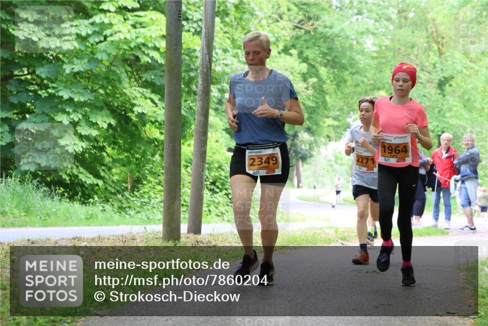 17.05.2025 - Störlauf Strokosch-Dieckow http://msf.ph/oto/7860204 17.05.2025 15:24:30 Laufen 2349, 2271, 1964 meine-sportfotos.de