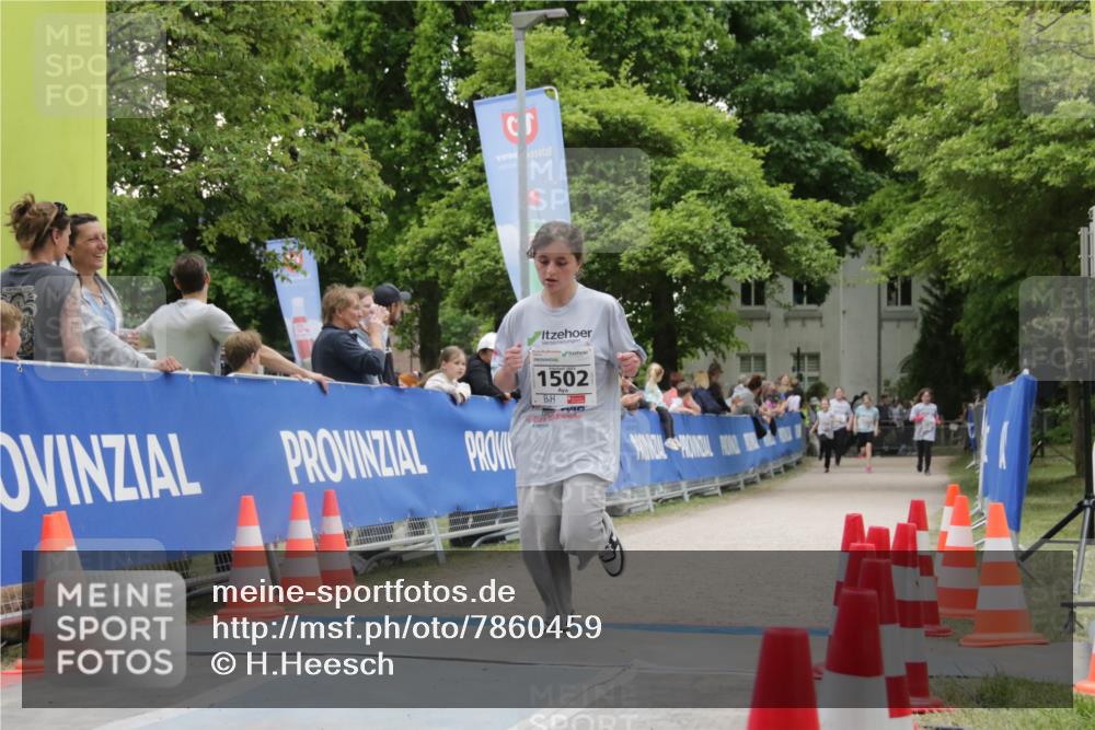 17.05.2025 - Störlauf H.Heesch http://msf.ph/oto/7860459 17.05.2025 15:00:16 Ziel  meine-sportfotos.de