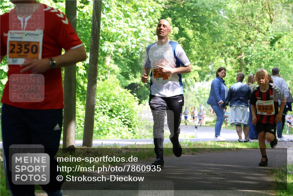 17.05.2025 - Störlauf Strokosch-Dieckow http://msf.ph/oto/7860935 17.05.2025 15:26:56 Laufen 2350, 2362 meine-sportfotos.de