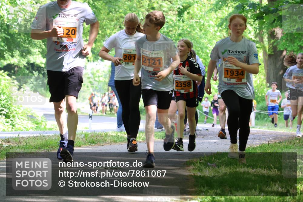 17.05.2025 - Störlauf Strokosch-Dieckow http://msf.ph/oto/7861067 17.05.2025 15:27:18 Laufen 2025, 20, 201, 2121, 2358, 1934 meine-sportfotos.de