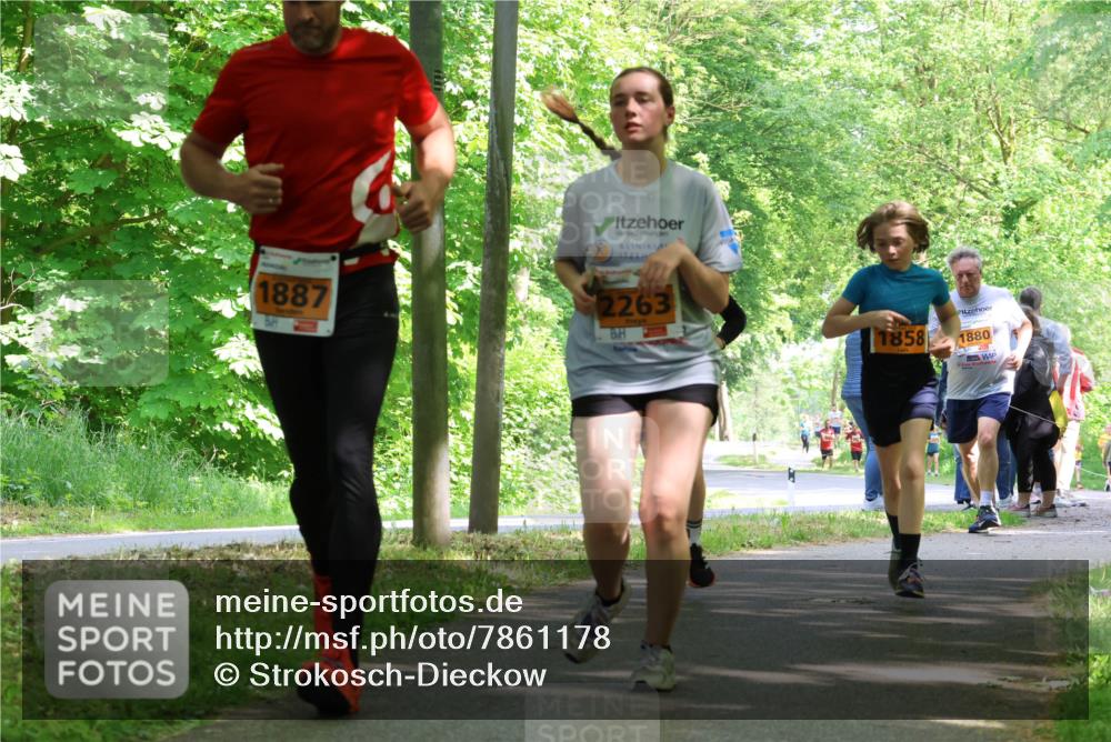17.05.2025 - Störlauf Strokosch-Dieckow http://msf.ph/oto/7861178 17.05.2025 15:27:37 Laufen 1887, 2263, 1858, 1880 meine-sportfotos.de