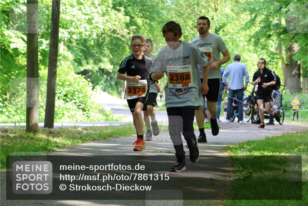 17.05.2025 - Störlauf Strokosch-Dieckow http://msf.ph/oto/7861315 17.05.2025 15:28:31 Laufen 2374, 2388 meine-sportfotos.de