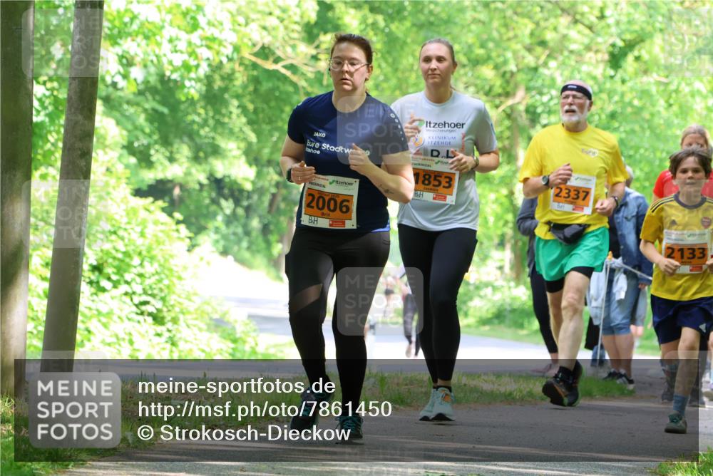 17.05.2025 - Störlauf Strokosch-Dieckow http://msf.ph/oto/7861450 17.05.2025 15:29:30 Laufen 240, 2006, 1853, 2337, 2133 meine-sportfotos.de