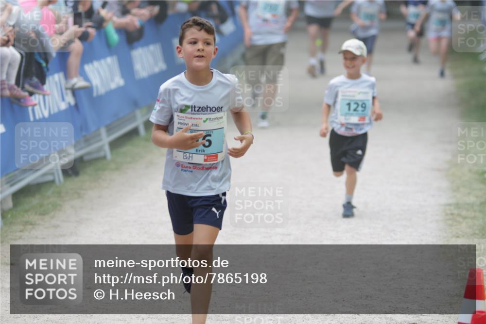 17.05.2025 - Störlauf H.Heesch http://msf.ph/oto/7865198 17.05.2025 13:42:26 Ziel  meine-sportfotos.de