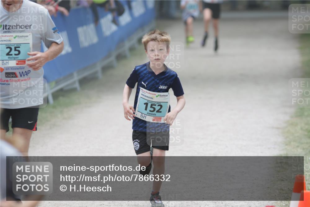 17.05.2025 - Störlauf H.Heesch http://msf.ph/oto/7866332 17.05.2025 13:42:34 Ziel  meine-sportfotos.de