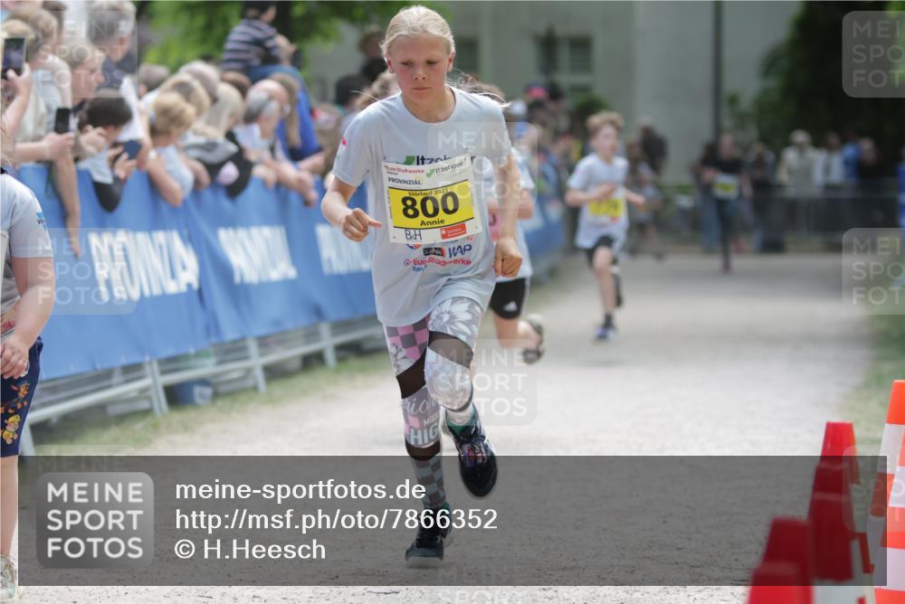 17.05.2025 - Störlauf H.Heesch http://msf.ph/oto/7866352 17.05.2025 14:10:41 Ziel  meine-sportfotos.de