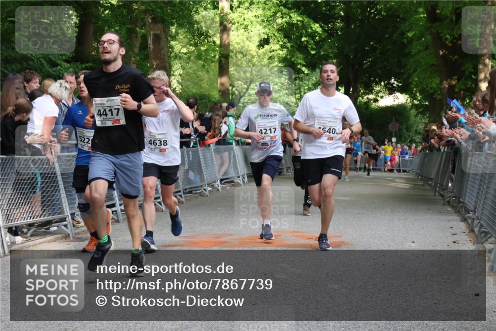 17.05.2025 - Störlauf Strokosch-Dieckow http://msf.ph/oto/7867739 17.05.2025 18:49:01 Ziel 4417, 522, 4638, 4217, 640 meine-sportfotos.de