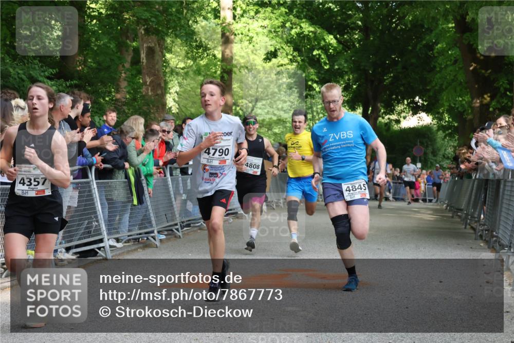 17.05.2025 - Störlauf Strokosch-Dieckow http://msf.ph/oto/7867773 17.05.2025 18:49:10 Ziel 4790, 4808, 2025, 4357, 4845 meine-sportfotos.de