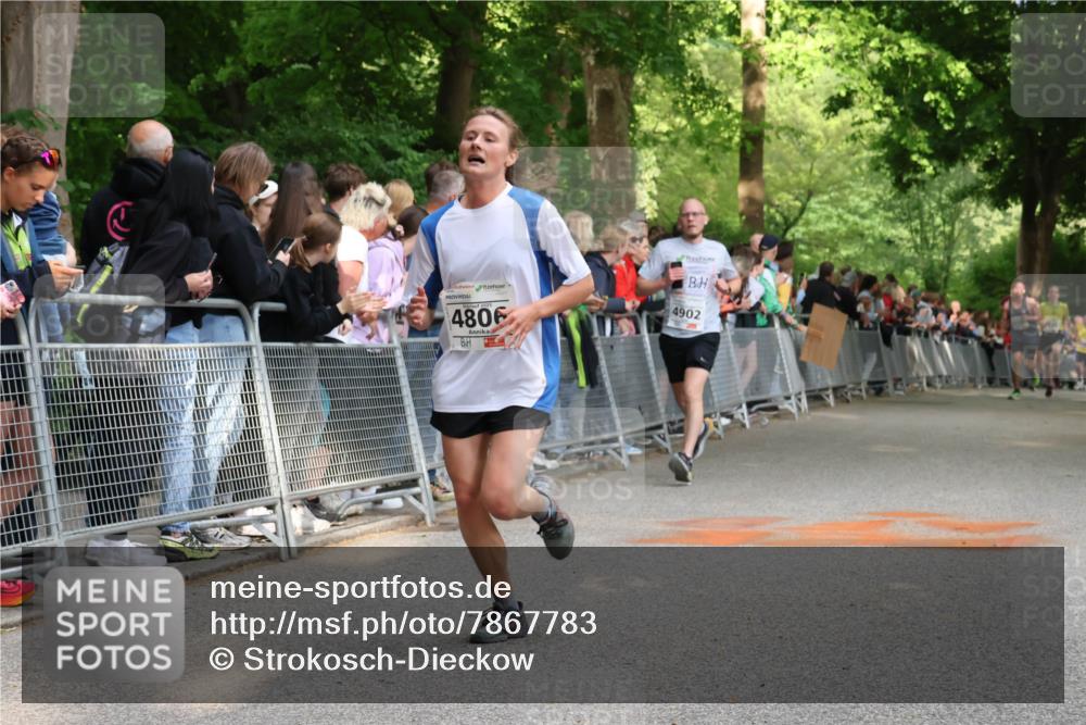 17.05.2025 - Störlauf Strokosch-Dieckow http://msf.ph/oto/7867783 17.05.2025 18:49:20 Ziel 4806, 4902 meine-sportfotos.de