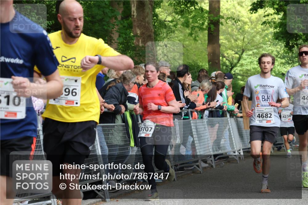17.05.2025 - Störlauf Strokosch-Dieckow http://msf.ph/oto/7867847 17.05.2025 18:49:39 Ziel 10, 96, 5107, 4682, 4238, 44 meine-sportfotos.de