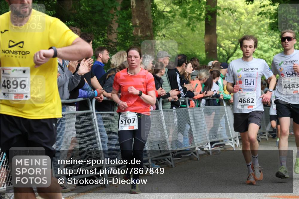 17.05.2025 - Störlauf Strokosch-Dieckow http://msf.ph/oto/7867849 17.05.2025 18:49:40 Ziel 2025, 4896, 4483, 4682, 5107 meine-sportfotos.de