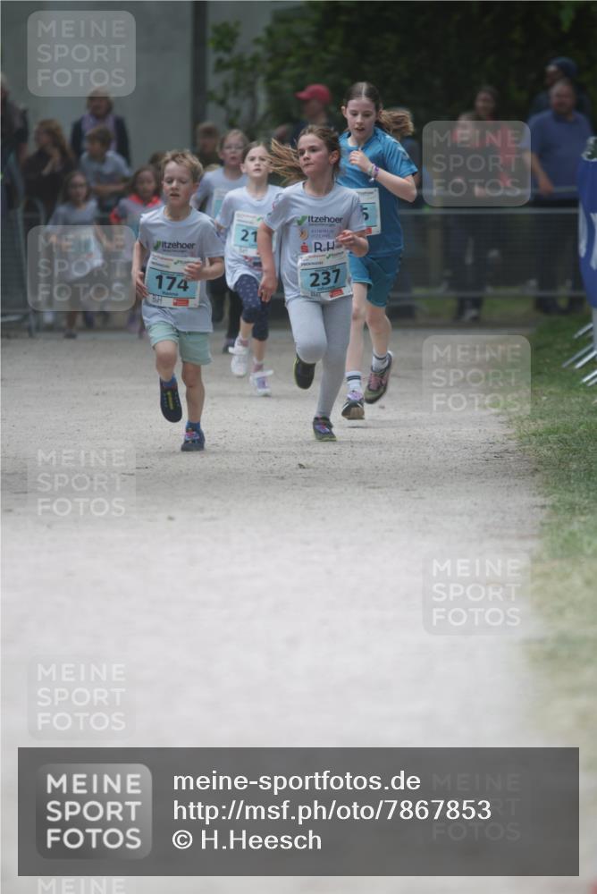 17.05.2025 - Störlauf H.Heesch http://msf.ph/oto/7867853 17.05.2025 13:42:58 Ziel  meine-sportfotos.de