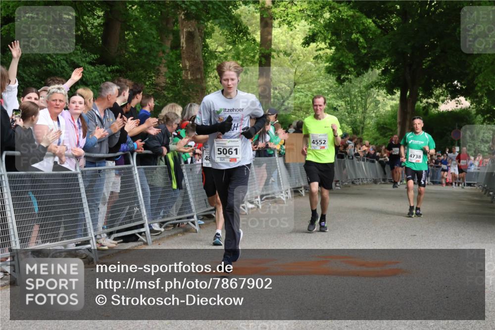 17.05.2025 - Störlauf Strokosch-Dieckow http://msf.ph/oto/7867902 17.05.2025 18:49:59 Ziel 5061, 48, 4552, 4738 meine-sportfotos.de