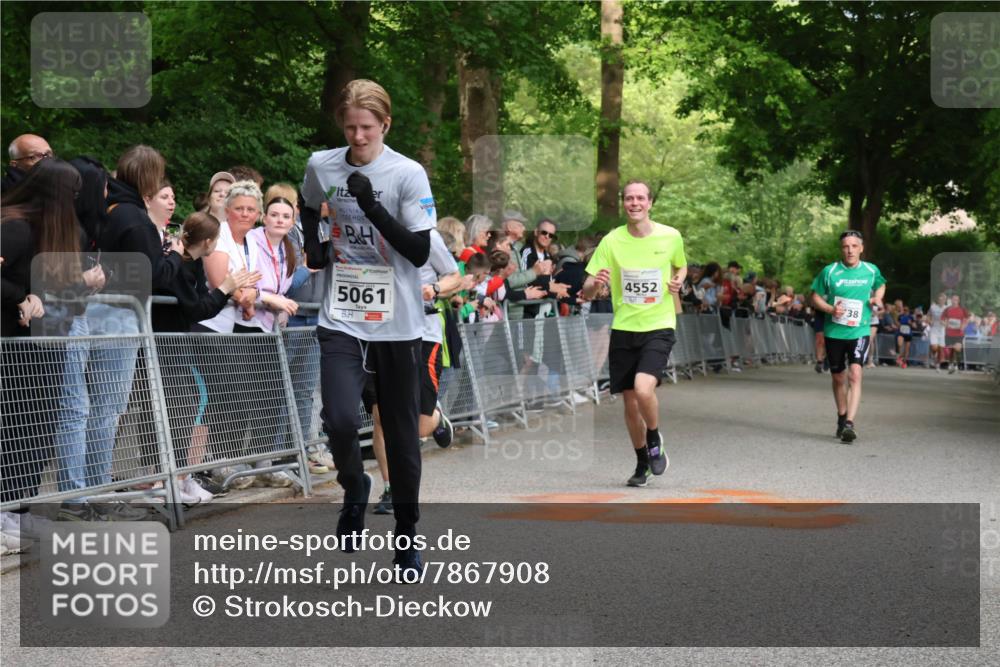 17.05.2025 - Störlauf Strokosch-Dieckow http://msf.ph/oto/7867908 17.05.2025 18:50:00 Ziel 5061, 4552, 38 meine-sportfotos.de