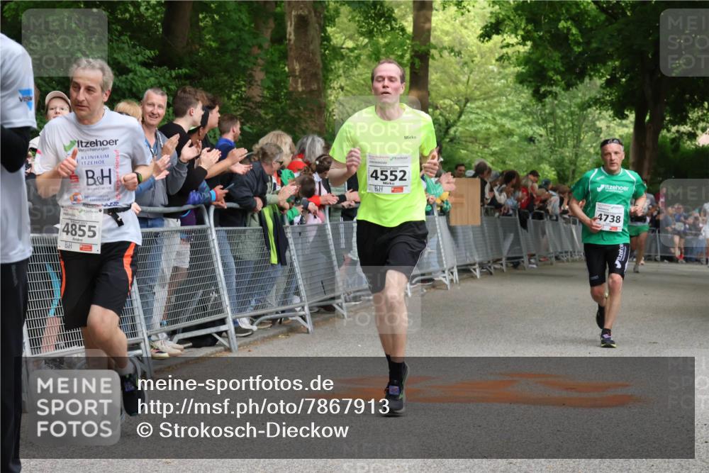 17.05.2025 - Störlauf Strokosch-Dieckow http://msf.ph/oto/7867913 17.05.2025 18:50:01 Ziel 4855, 4552, 4738 meine-sportfotos.de