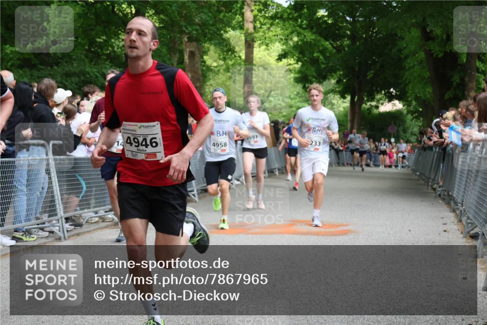 17.05.2025 - Störlauf Strokosch-Dieckow http://msf.ph/oto/7867965 17.05.2025 18:50:13 Ziel 2025, 144946, 4958, 4997, 233 meine-sportfotos.de