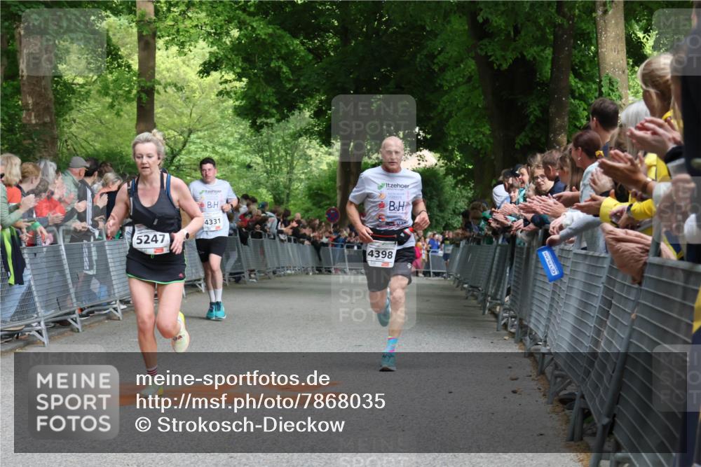 17.05.2025 - Störlauf Strokosch-Dieckow http://msf.ph/oto/7868035 17.05.2025 18:50:27 Ziel 5247, 4331, 4398, 2 meine-sportfotos.de