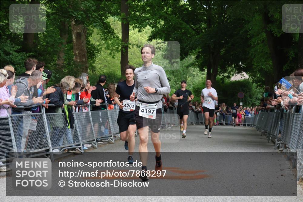 17.05.2025 - Störlauf Strokosch-Dieckow http://msf.ph/oto/7868297 17.05.2025 18:51:58 Ziel 4702, 4197, 4642 meine-sportfotos.de