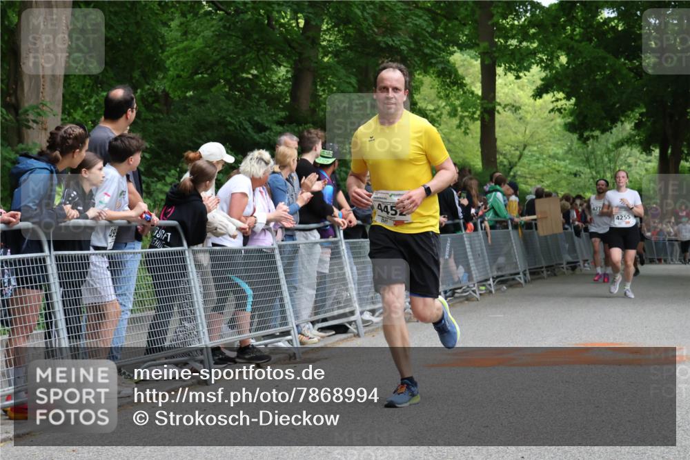 17.05.2025 - Störlauf Strokosch-Dieckow http://msf.ph/oto/7868994 17.05.2025 18:55:27 Ziel 4452, 427, 4255 meine-sportfotos.de