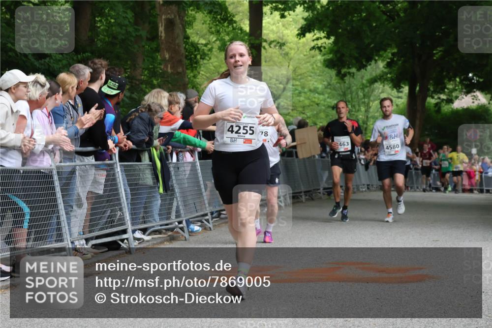 17.05.2025 - Störlauf Strokosch-Dieckow http://msf.ph/oto/7869005 17.05.2025 18:55:31 Ziel 2025, 4255, 78, 463, 4580 meine-sportfotos.de