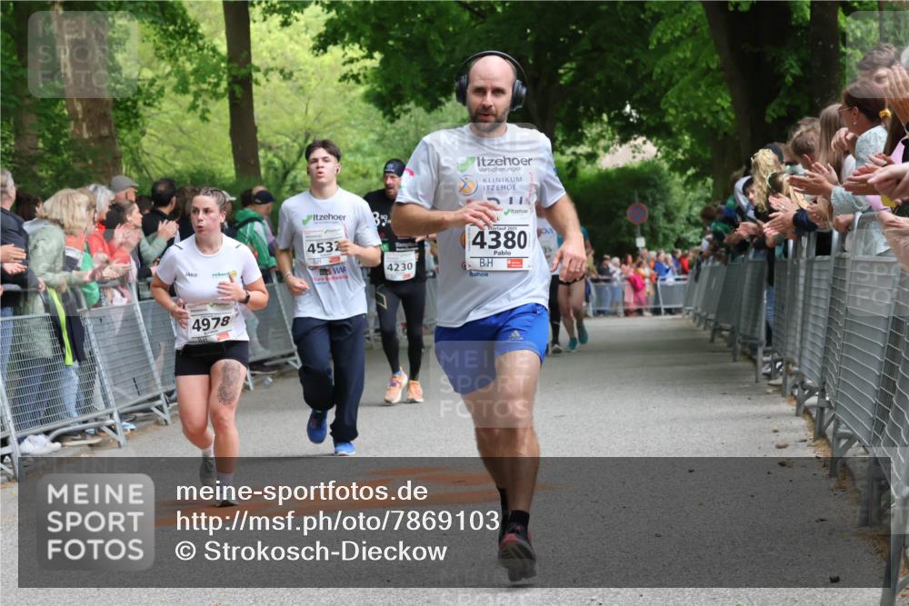 17.05.2025 - Störlauf Strokosch-Dieckow http://msf.ph/oto/7869103 17.05.2025 18:56:10 Ziel 4978, 4532, 4230, 2025, 4380, 0, 1 meine-sportfotos.de