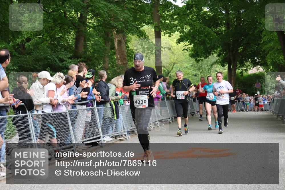 17.05.2025 - Störlauf Strokosch-Dieckow http://msf.ph/oto/7869116 17.05.2025 18:56:14 Ziel 3, 2011, 4230, 5097, 4874, 4835 meine-sportfotos.de