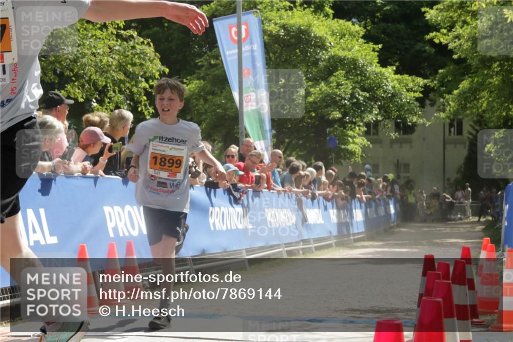 17.05.2025 - Störlauf H.Heesch http://msf.ph/oto/7869144 17.05.2025 15:27:45 Ziel  meine-sportfotos.de
