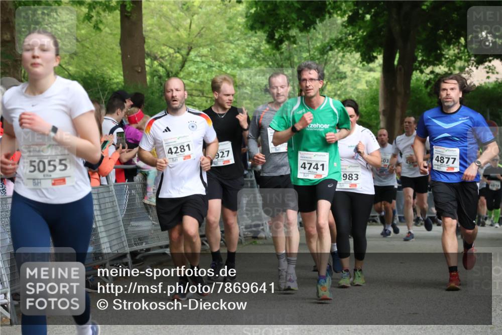 17.05.2025 - Störlauf Strokosch-Dieckow http://msf.ph/oto/7869641 17.05.2025 18:58:53 Ziel 5055, 4281, 927, 4741, 983, 03, 4877 meine-sportfotos.de