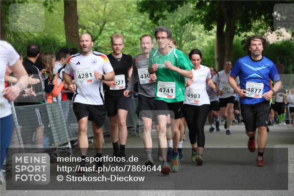 17.05.2025 - Störlauf Strokosch-Dieckow http://msf.ph/oto/7869644 17.05.2025 18:58:54 Ziel 4281, 27, 430, 4741, 4301, 4983, 4877 meine-sportfotos.de