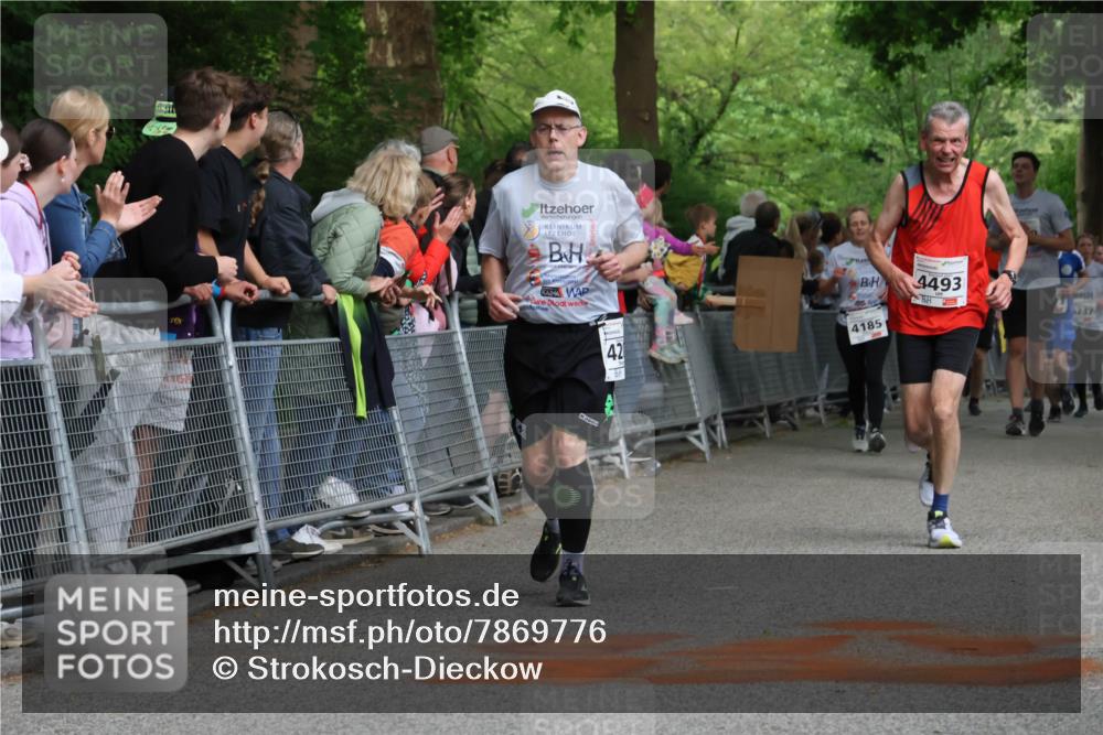 17.05.2025 - Störlauf Strokosch-Dieckow http://msf.ph/oto/7869776 17.05.2025 18:59:29 Ziel 42, 4185, 4493, 237 meine-sportfotos.de