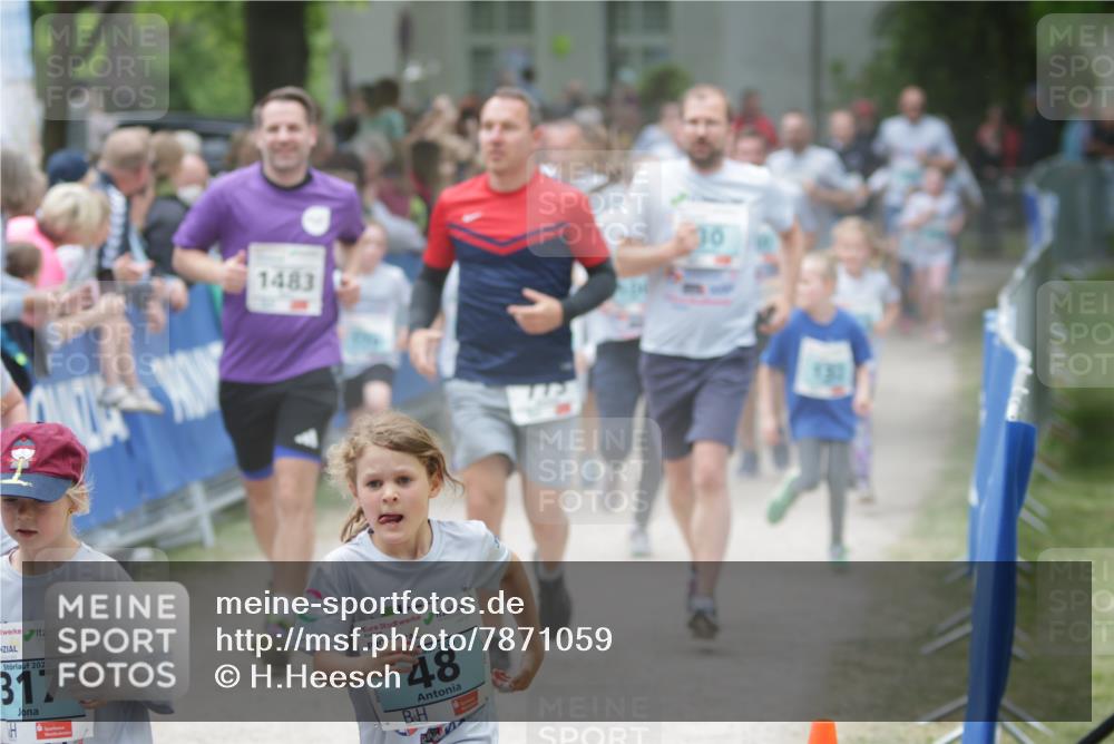 17.05.2025 - Störlauf H.Heesch http://msf.ph/oto/7871059 17.05.2025 13:45:26 Ziel  meine-sportfotos.de