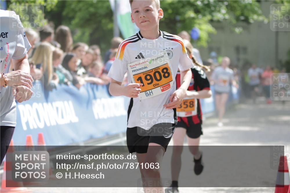 17.05.2025 - Störlauf H.Heesch http://msf.ph/oto/7871063 17.05.2025 15:29:00 Ziel  meine-sportfotos.de
