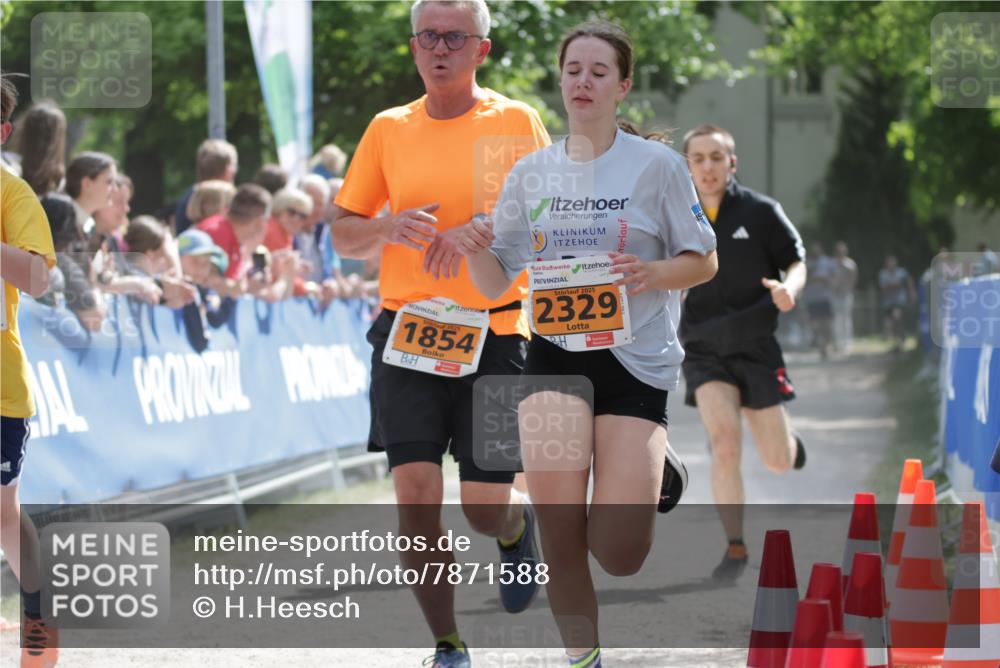 17.05.2025 - Störlauf H.Heesch http://msf.ph/oto/7871588 17.05.2025 15:30:02 Ziel  meine-sportfotos.de