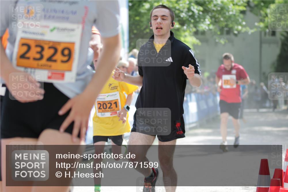 17.05.2025 - Störlauf H.Heesch http://msf.ph/oto/7871599 17.05.2025 15:30:04 Ziel  meine-sportfotos.de