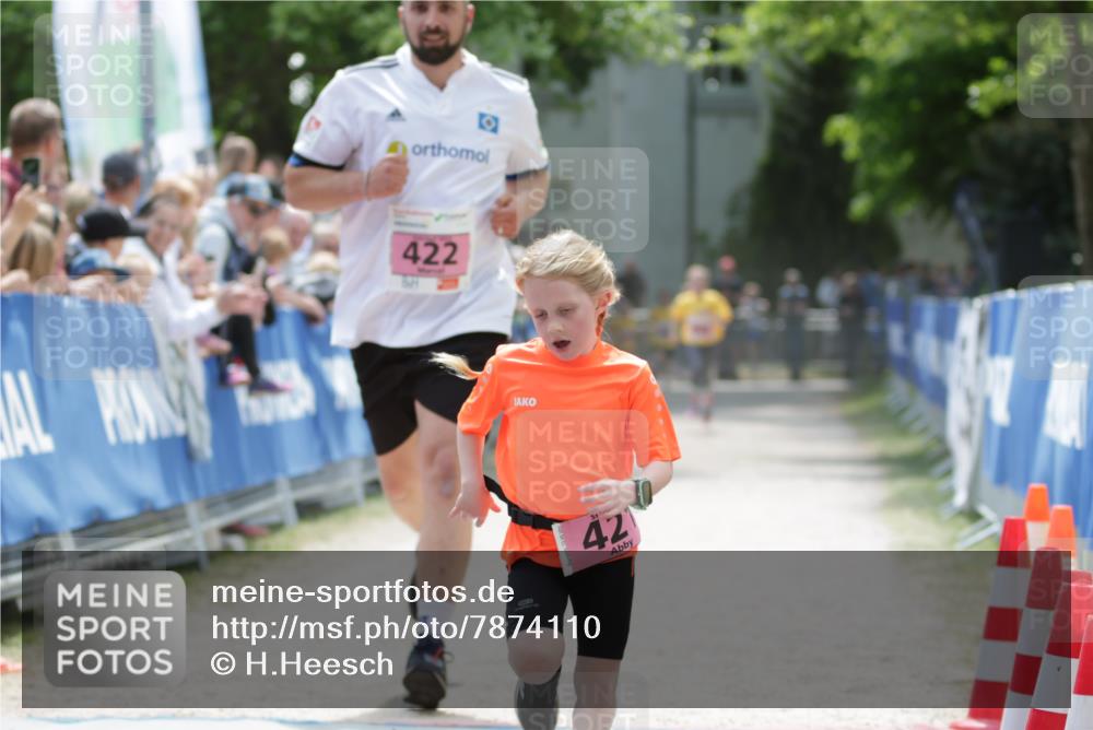 17.05.2025 - Störlauf H.Heesch http://msf.ph/oto/7874110 17.05.2025 13:56:00 Ziel  meine-sportfotos.de