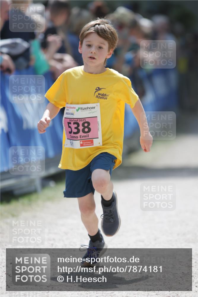 17.05.2025 - Störlauf H.Heesch http://msf.ph/oto/7874181 17.05.2025 13:56:39 Ziel  meine-sportfotos.de