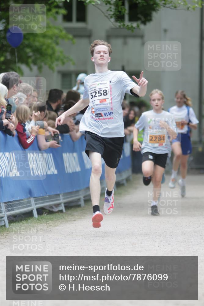 17.05.2025 - Störlauf H.Heesch http://msf.ph/oto/7876099 17.05.2025 15:25:37 Ziel  meine-sportfotos.de