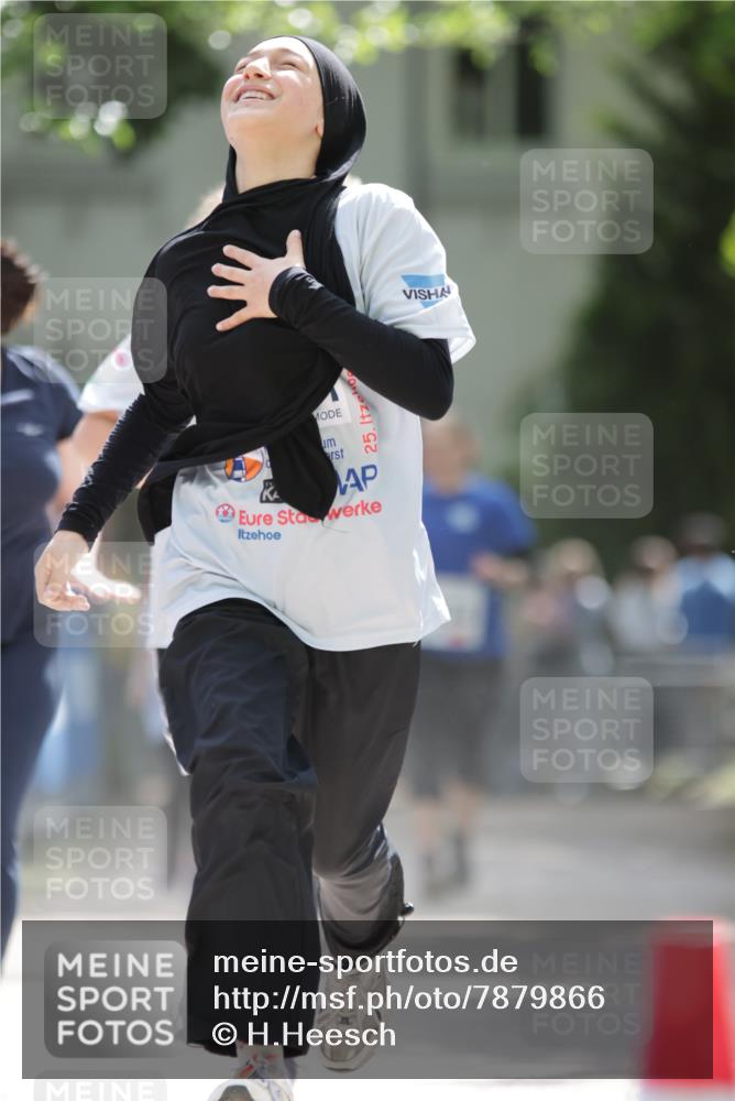 17.05.2025 - Störlauf H.Heesch http://msf.ph/oto/7879866 17.05.2025 14:56:22 Ziel  meine-sportfotos.de