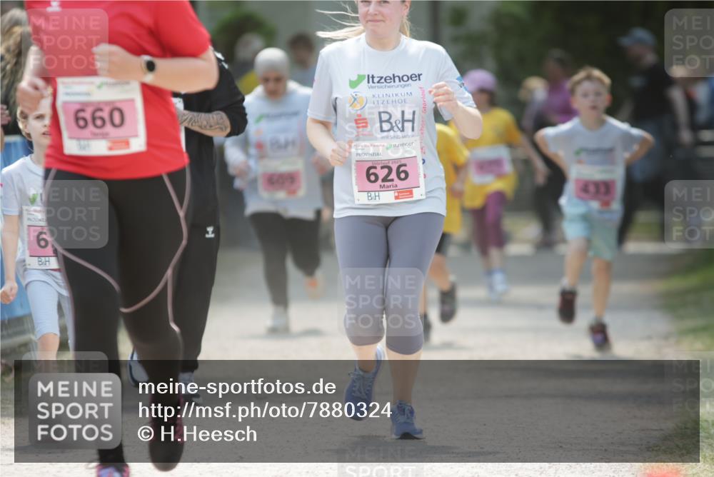 17.05.2025 - Störlauf H.Heesch http://msf.ph/oto/7880324 17.05.2025 14:00:31 Ziel  meine-sportfotos.de